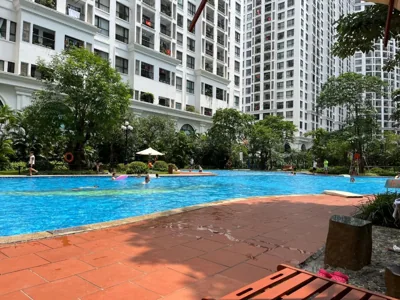 Vinhomes Royal City Luxury Apartment 2 Br – Photos 6