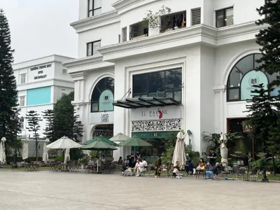Vinhomes Royal City Luxury Apartment 2 Br – Photos 10